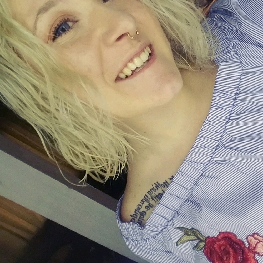 Meet your Posher, Bailey